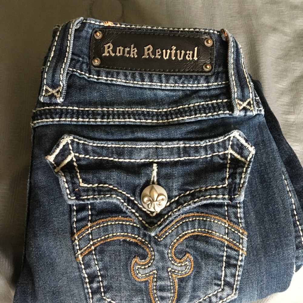 In good shape rock revival jeans, no rips